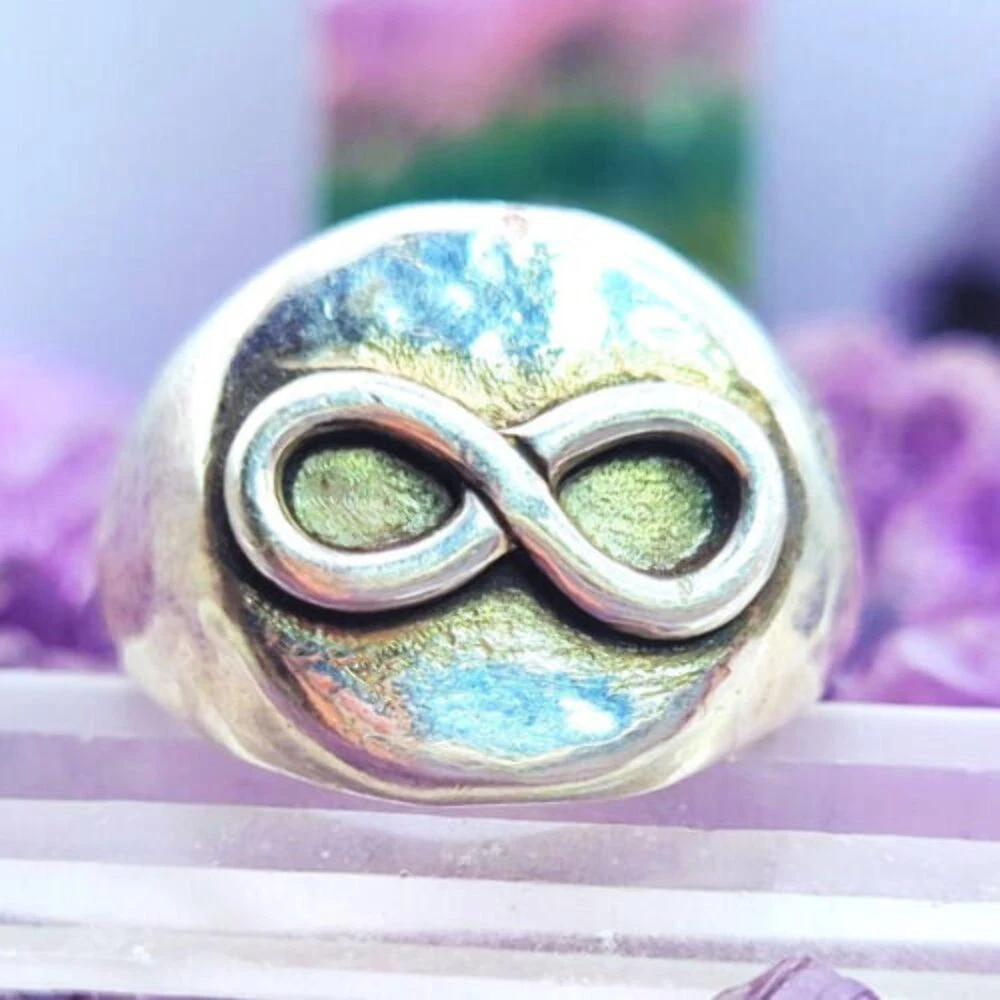 Illuminati Infinity Ring – Unlock Success, Power & Incredible Wealth